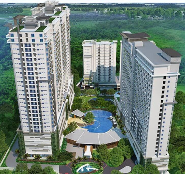 Condo Near Ayala Cebu City W Wifi Balcony 外观 照片